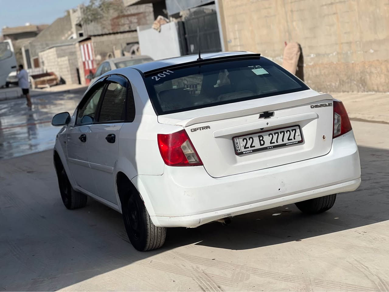 اوبترا موديل 2011 
سنويه جديد 
گير عادي 
سياره بس صندوق صبغ فقط
مكان سياره كركوك
بيه دفتر بنزين
***********
لايت عدسه زينون 
تايراته جديده
شراي يخابر 
سعر 72 $$ وه مجال كركوك, العراق
