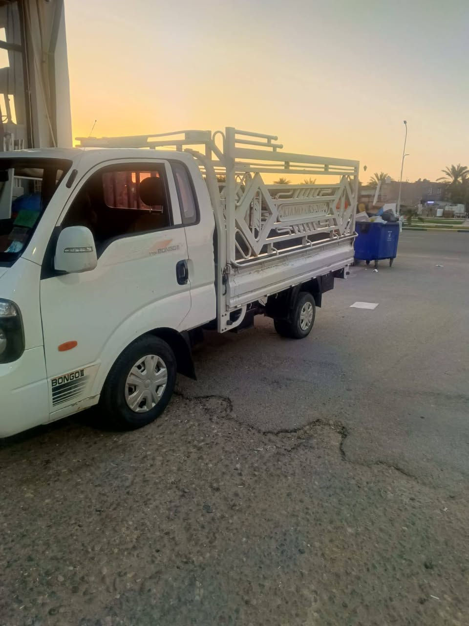 السلام عليكم من رخصه  الادمن /سياره كيه حمل مسكر
مكاني البصره ورقمها البصره راعيها جاري كفاله عامه
موديل 2017
رقم الهاتف ***********
