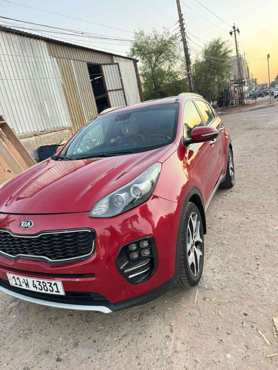 سبورتج. جيني لاين. موديل 17  ماشيه 200  السعر. 163  بدون صبغ بدون تبديل. بيه مكانات بارد   فول السياره. عنوان بغداد الدورة    ***********
