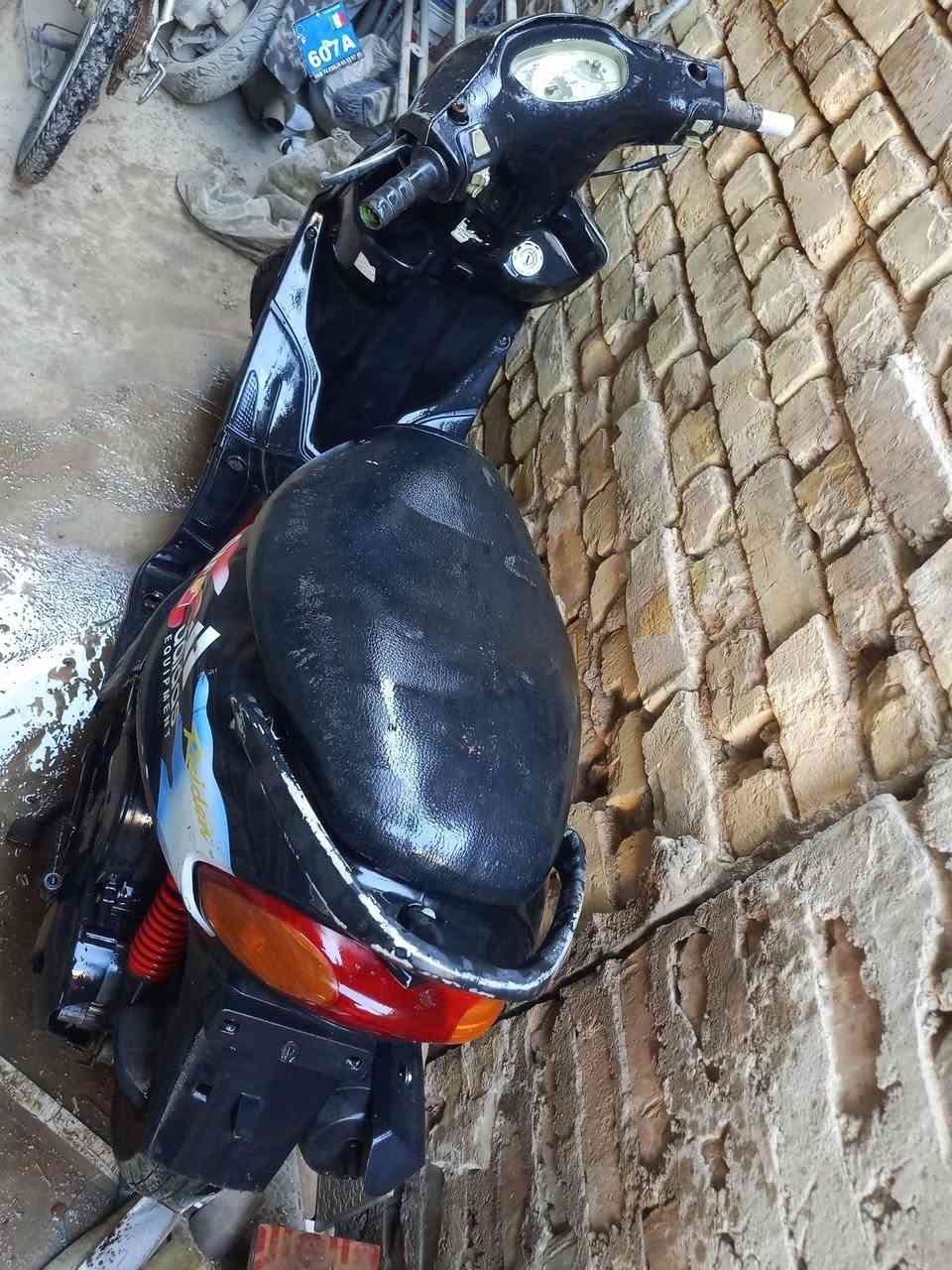 سلام عليكم دراجة ماكس قجمه يردلها كلجات اماميه وجبنه الاماميه ذب دهن وباتري فقط دراجة متروكه بس شغاله مكاني كريعات سعرها 350 وبيها مجال الشراي مكاني كريعات


**إذا كنت صاحب هذا الإعلان وتريد حذفه لأي سبب، رجاءا أرسل رسالة إلى الدعم الفني**