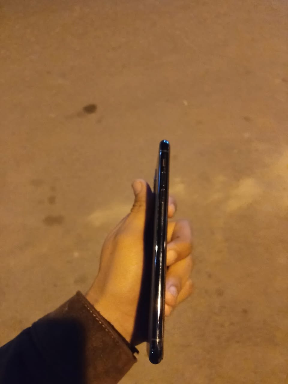 السلام عليكم
جهاز iPhone 11 Pro Max
لون زيتوني فاتح 
بطاريه 78بلادي
جهاز ماطاب تصليح نهأيا
فيس كام شغال 
كلشي شغال 
فقط سيمكارت ميشتغل
فقط
وصوت سماعه بالتصفح طبيعي جدا فقط بالاتصال صوت (ناصي )مو ميشتغل يرادلها تنضيف ترجع طبيعي 
سعر 300وبي مجال بعد للشرأي مكاني النجف خلف كراج الجنوبي ❤️مايعجبك المنشور اعبره لاتكسر بسعره


**إذا كنت صاحب هذا الإعلان وتريد حذفه لأي سبب، رجاءا أرسل رسالة إلى الدعم الفني**