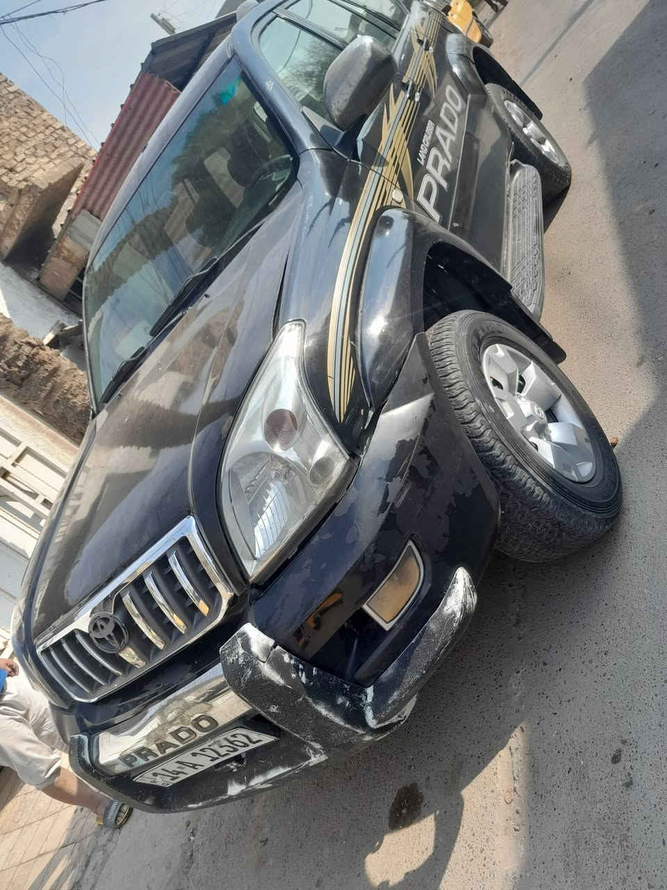 السلام عليكم برادو موديل ٢٠٠٦ مكينه كير بطه راس ٣٥٠٠ تبريد ثلج تخم تاير صدر جدد كهربايات كلشي شغال بيها صفحه صبغ عام تحتاج ترتيب اي نقص ماكو ترايك مفتوح رقم هزة جدد تحويل مباشر بسمنه السعر ٧٨ الشراي يتصل هذا رقمي مكاني البياع ***********
