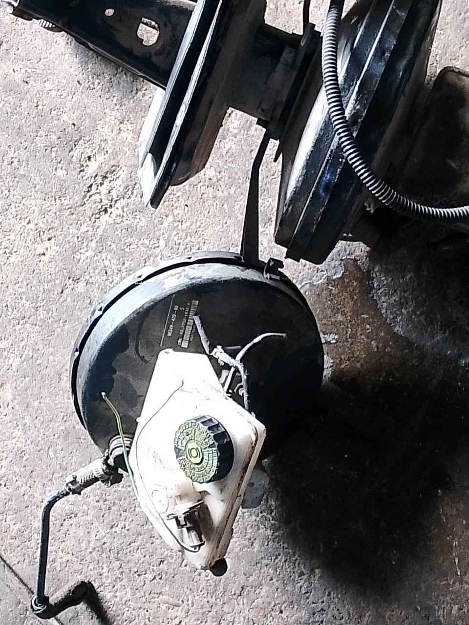 السلام عليكم أدوات بيجو فرنسي وايراني 
***********واتس اتصال 
عنواني موصل
 ويوجد خدمه توصيل
