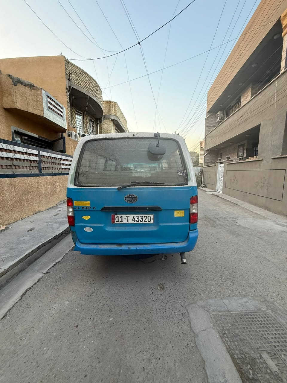 السلام عليكم للبيع كيه شرطيه موديل ٢٠١٥ سياره بيهة نواقص بسيطه والصور شوفت عينكم الكشر والغرفه مالتهة مكاني بغداد الزعفرانيه خطهة بغداد جديده عبيدي ضربه قويه مابيهة فقط طخات بسيطه السعر ٥٣ وبيهة مجال بسيط المكينه مالتهة بيهة صوت بطاله بسيط فقط ***********
