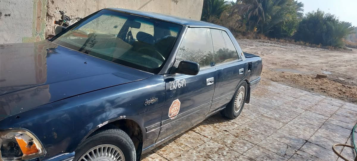 هارتوب للبيع سياره حلوه بس كسر بك ماتنمر فقط مديل ١٩٩١ سنويه  صاقطه 2024 \22\9 سعر ٢٥  وبيهه مجال مكان سماوه رميثه ***********
