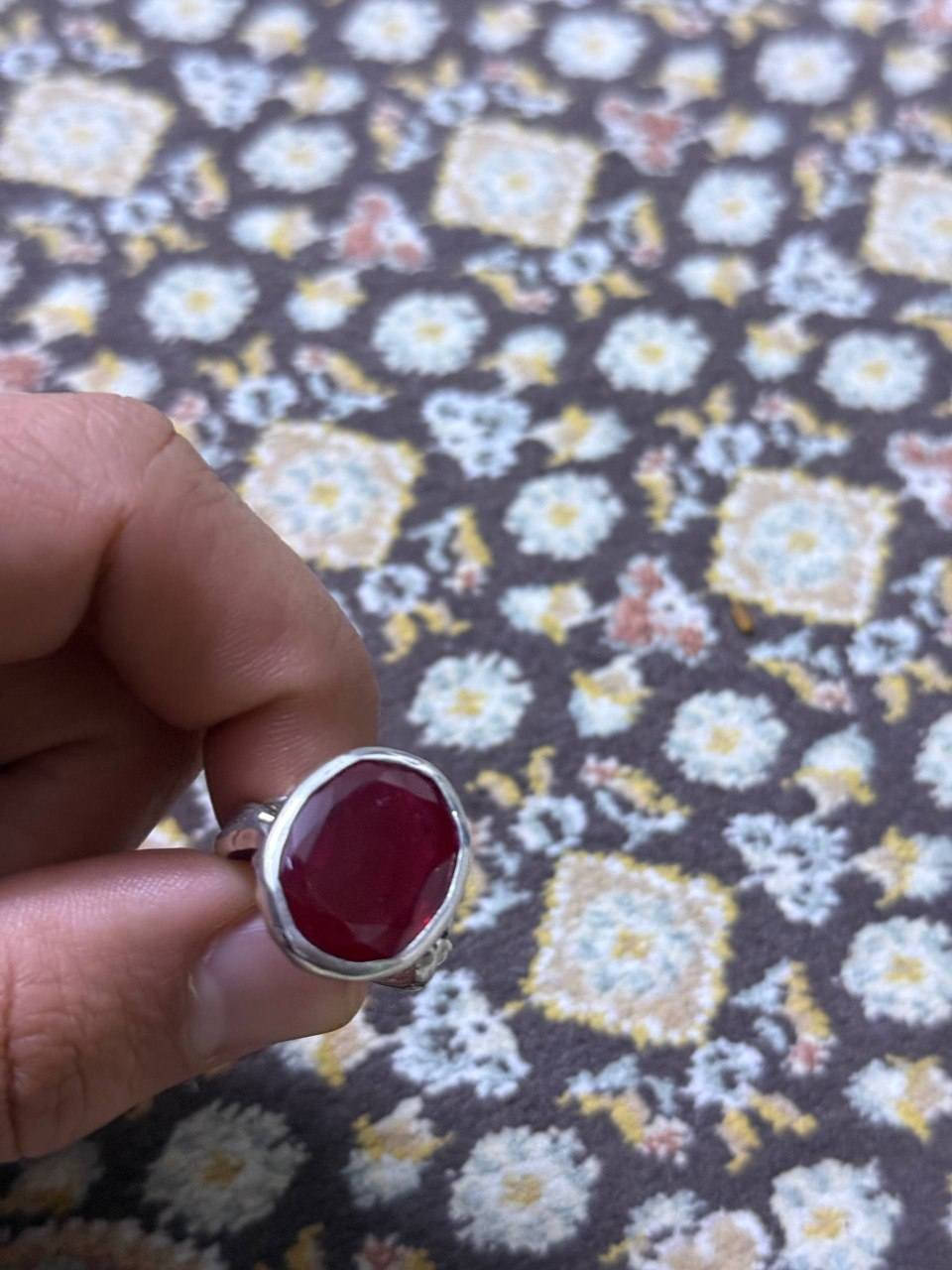 سلام وعليكم اليوم توفر ياقوت صياغة ثكيلة السعر 40 قفل شذرة كلش حلوة توصيل متوفر للأستفسار اتصال علة هاذة الرقم *********** أو خاص
