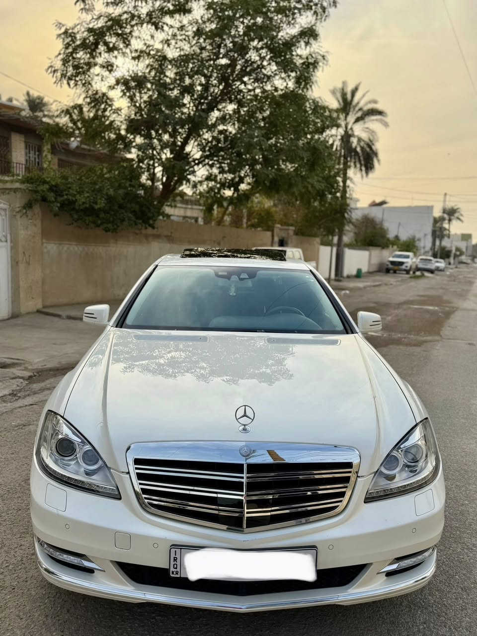 🛑🛑🛑للبيع او مراوس حسب القناعة🛑🛑🛑
🔥 Mercedes-Benz S350 | موديل 2011 🔥

فخامة ألمانية حقيقية… راحة، هيبة، ومواصفات تخليك تعيش تجربة S-Class بكل تفاصيلها 👌

🚘 وارد ألمانيا 🇩🇪

📊 العداد: 180,000 كم

🎨 داخلية أسود ملكي فاخر

🛡️ مكفولة بالكامل

(صبغ – بارد – حدادية – تايرات – دبلات جديدة)

⚙️ المكينة + الكير: خير من الله

📄 تحويل مباشر باسمي

✨ أبرز المواصفات:

• فتحة سقف 🌤️

• رؤية ليلية 🌙

• أبواب شفط 🚪

• كشنات تبريد أمامي + تدفئة أمامي وخلفي ❄️🔥

• رادار أمامي + جانبي + نظام خطوط السير 🚨

• ستيرن كهربائي متحرك

• نظام تبريد خلفي متكامل (5 فتحات) ❄️

• بريك بصمة

• مواصفات فخمة أكثر تشوفها على الواقع 😍

📍 الموقع: ديالى – بعقوبة

📞 اتصال / واتساب: ***********

💲 السعر ٢٣٠ ورقة

✨ نعمان أوتو | Numan Auto

ثقة التعامل • جودة السيارات 🚘

#MercedesS350 #SClass

#مرسيدس #سيارة_الشيوخ

#سيارات_للبيع #سيارات_فاخرة

#NumanAuto #نعمان_اوتو

#ديالى #بعقوبة #العراق
