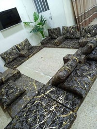 جلسة عربية • حسب الطلب • توصيل متوفر