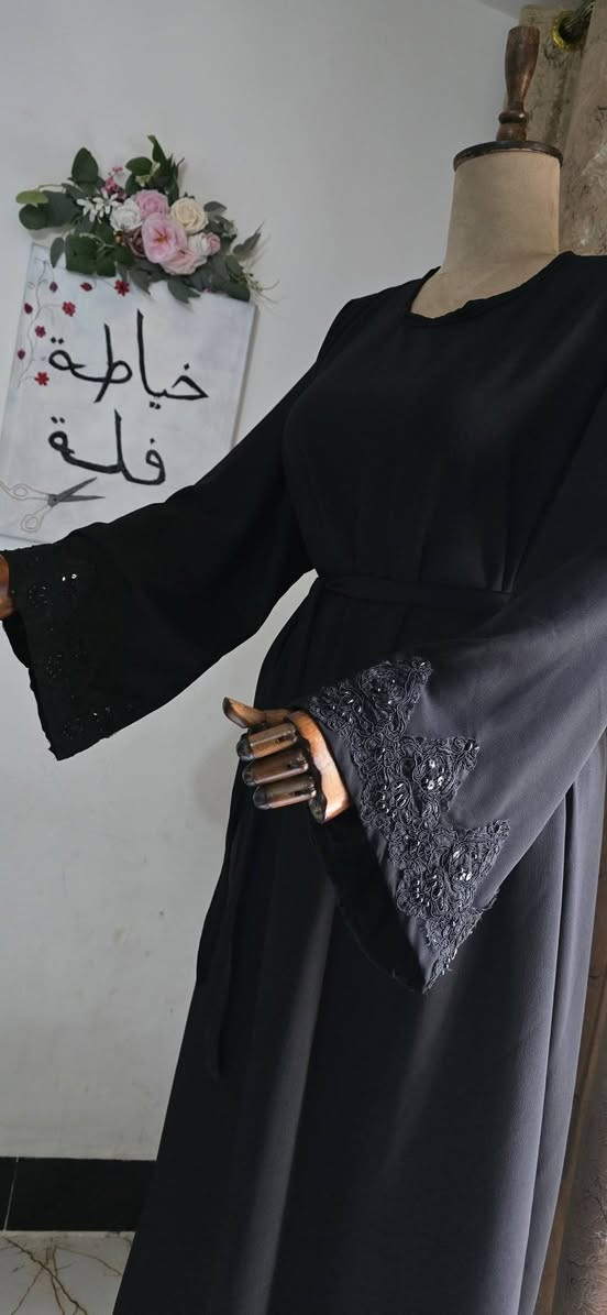 #خياطي_حسب_الطلب
#صايه_السعر ٢٢


**إذا كنت صاحب هذا الإعلان وتريد حذفه لأي سبب، رجاءا أرسل رسالة إلى الدعم الفني**