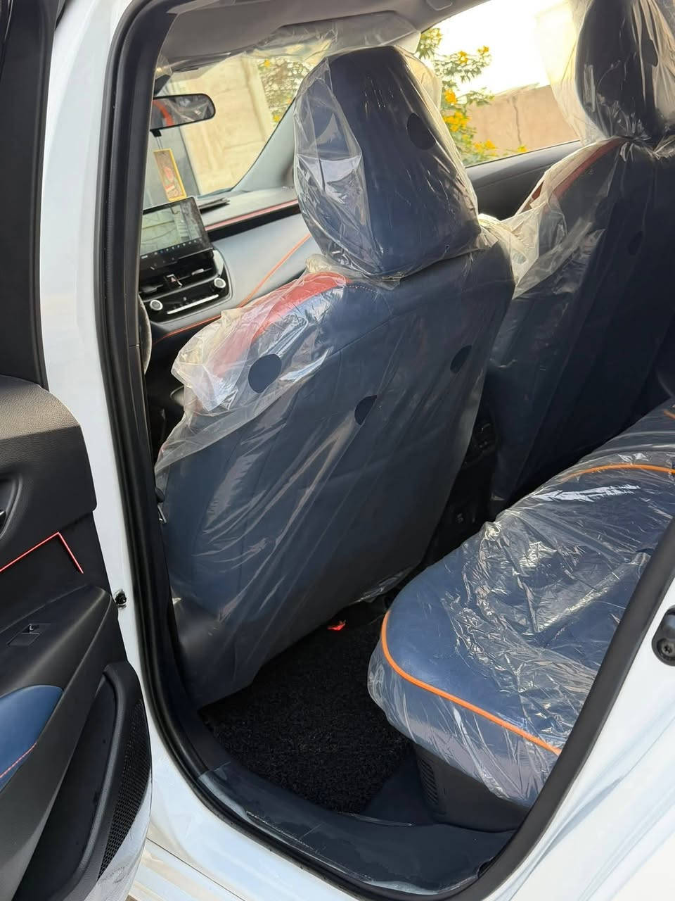 تويوتا كورولا GR هايبرد 2025 – فخامة رياضية
المواصفات: – محرك 1800 سي سي هايبرد – 4 سلندر

– ناقل حركة E-CVT ناعم وذكي

– تصميم خارجي رياضي بلمسات Piano Black

– مقاعد جلد راقية علية ختم GR

– مقعد كهربائي واحد

– فتحة سقف

– 4 كاميرات رؤية محيطية مع نظام تسجيل

– شاشة وسطية تدعم Apple CarPlay وAndroid Auto

– دخول ذكي + تشغيل بصمة

– رادار أمامي + تنبيه مغادرة المسار

– أنوار LED أمامية وخلفية

– جنوط GR قياس 17 إنش

– عداد ديجيتال + تحكم من الستيرن

– مكيف أوتوماتيكي ثنائي المناطق

– نظام تثبيت سرعة

– مرقمة بغداد – فول مواصفات 

ماشية 3

المكان: الناصرية 

للاستفسار ***********
