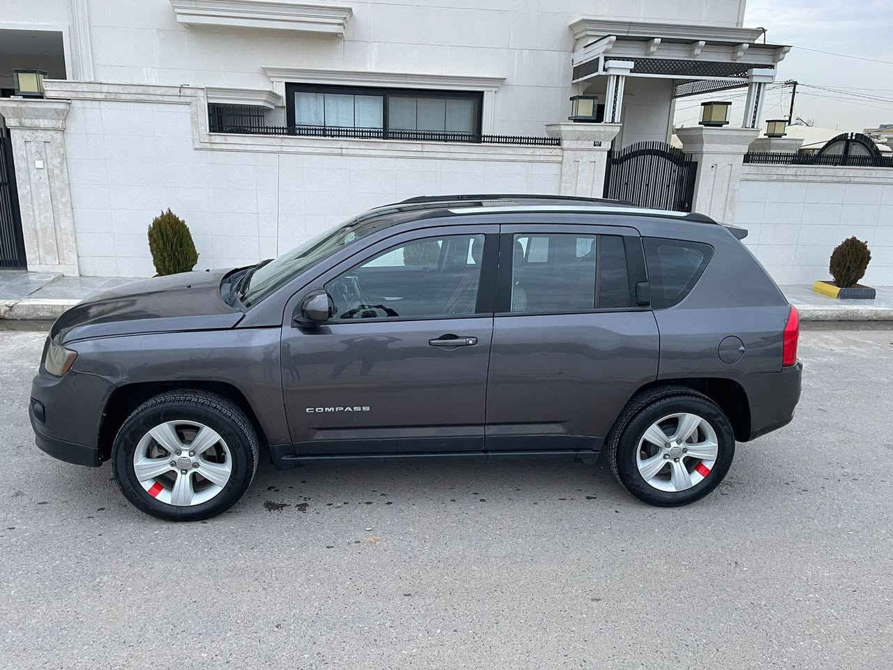 جێپ کۆمپاس 2016هه موشتی بە شە رت شوین هه ولێڕ أربيل, العراق


**إذا كنت صاحب هذا الإعلان وتريد حذفه لأي سبب، رجاءا أرسل رسالة إلى الدعم الفني**