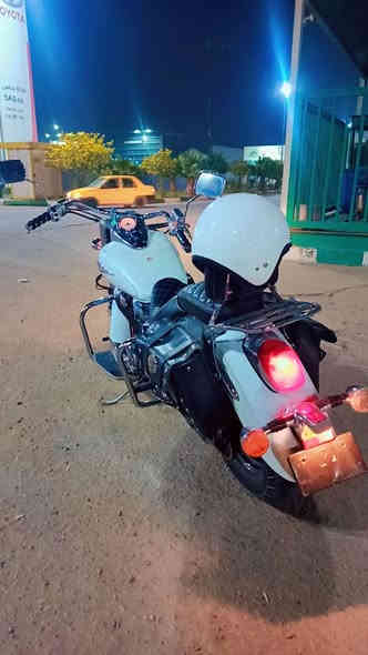 سلام عليكم شباب درجة شادو 400 دراجة رمبه او مكفولة كفاله  عامة ماشية 47 الف تجي او اشوف النضافه دراجة اي بي اي العنوان بغداد استفسار *********** سعر خاص بدون رقم الدرجة فقط مكاتبه
