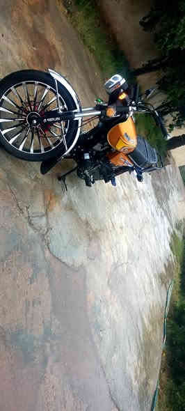 السلام عليكم
دراج للبيع موديل٢٠٢٥ مستخدم شهر فقط اوراقه كامله  تشغيل عند بعد مواصفاته كولش حلوه 
للاستفسار ***********
