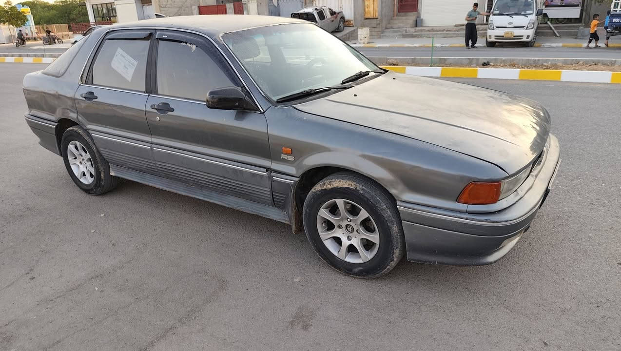 سلام عليكم للبيع مسبوشي كلن محرك 18 گير اتوماتيك اربع جامات كهربائي تخم تاير جديد صدر جديد محرك گير كله بشرط بدون ضربه بدون خياسات سياره حلوه وجاهزه كهربائيات كله يشتغل لايتات زيلون سعر 36
عنون كلار 
لتواصل ***********
سلام عليكم للبيع مسبوشي كلن محرك 18 گير اتوماتيك اربع جامات كهربائي تخم تاير جديد صدر جديد محرك گير كله بشرط بدون ضربه بدون خياسات سياره حلوه وجاهزه كهربائيات كله يشتغل لايتات زيلون سعر 36

