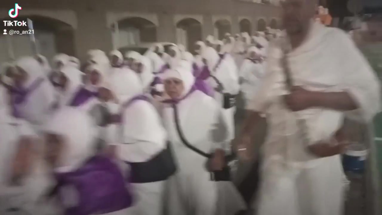 حملة السهلاني للحج والعمره في السماوه الصوب الصغير شارع المسبح الجديد 
باشرنا بستلام جوازات العمره فسارع بلتسجيل موعد الرحله بعد العيد مباشرتأ مع جميع الخدمات 
وفنادقنا قريبه للحرم 
مع ثلاث وجبات الطعام 
مزارات المدينه المنوره 
مزارات مكه المكرمه 
النقل بري 
سيارات حديثه ومكيفه 
ارشادات دينيه للعمره 
الهدايه جنطة كتف وربطه نسائيه 
واحرام رجالي ونسائي
شعارنا خدمة ضيوف الرحمن شرف لنا

الرحله ستكون برفقة 
خادم ضيوف الرحمن 
الحاج صباح كاظم السهلاني

***********

***********
