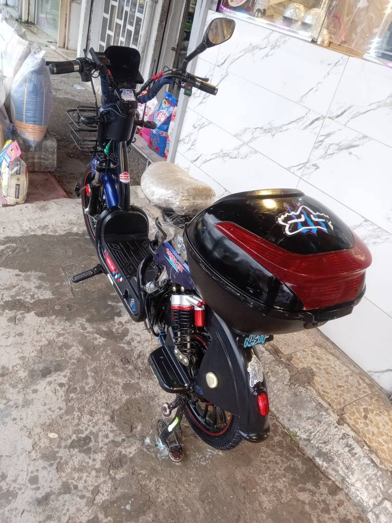 مطور شحن 5بظاريه سعر 275مكان موصل الايمن رجم حديد شارع عشرين *********** موصل, نينوى
