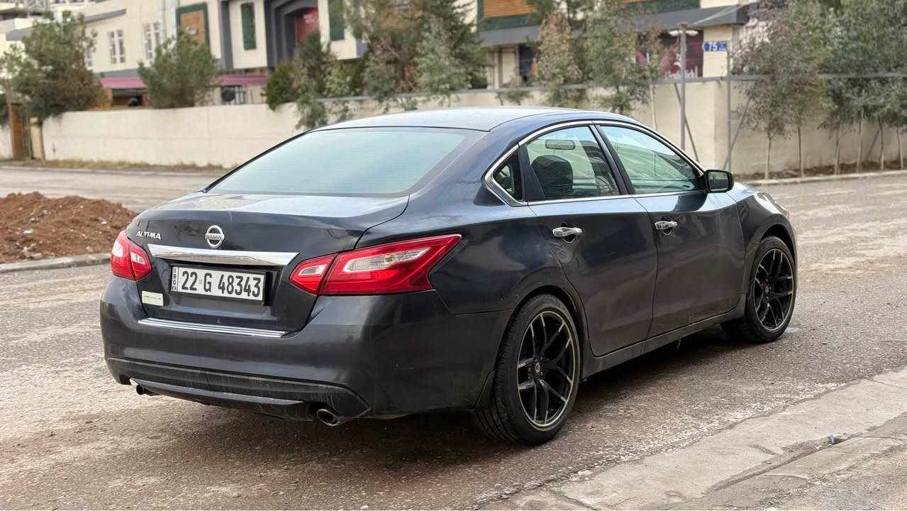 نيسان التيما موديل 2016 S
5 پارچه بوياخ صفحه ى سكن + ده رگاى سايه ق
پيش كه پس
گير مكينه به شه رت بى كيشه( كراوه به غاز)
سعرى 108$  
*********** أربيل, العراق
