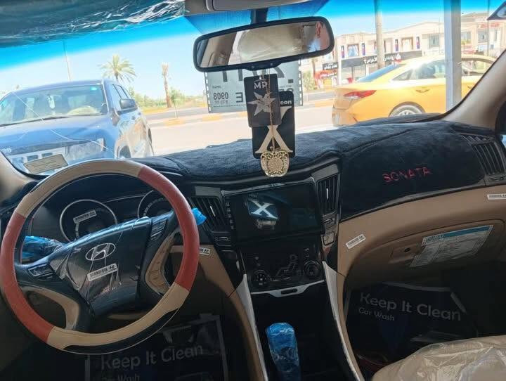 سلام عليكم سوناتا موديل ٢٠١١ رقم بغداد نكليزي تحويل ثاني يوم  محرك كير تبريد ثلج مكفولات سيارة خليجي بيه بس صبغ بنيد ونص جاملغ فقط 
مكان الانبار الكرمه 

سعر ١١٠ وبيه مجال 
***********
