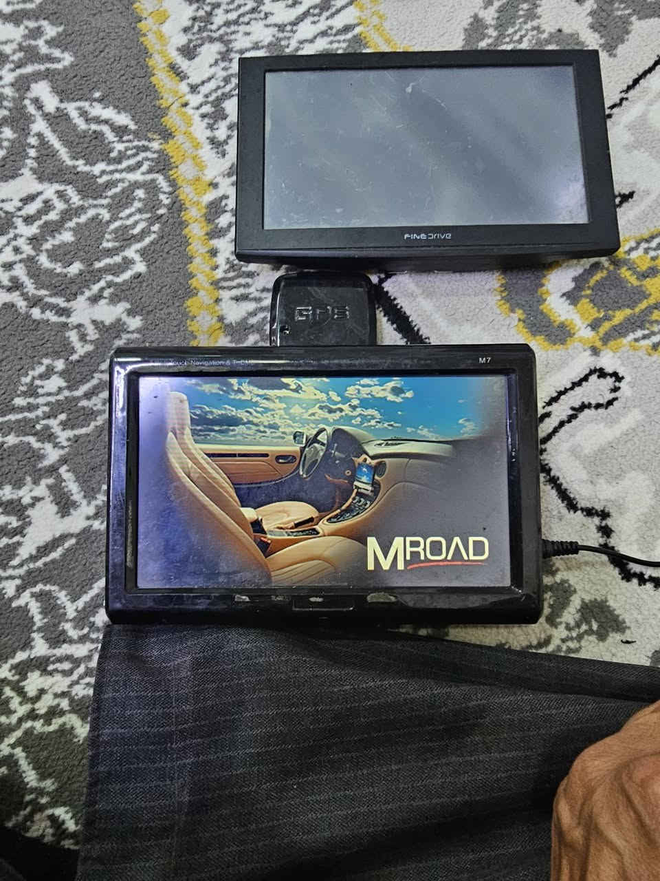 ٦ شاشات مال جيبي ايس او سياره ٢ مادري شلون اشغلهن ٢ شغال ٢ مال جيبي اس شاشه مكسور الكلهن ٢٠ الف


**إذا كنت صاحب هذا الإعلان وتريد حذفه لأي سبب، رجاءا أرسل رسالة إلى الدعم الفني**