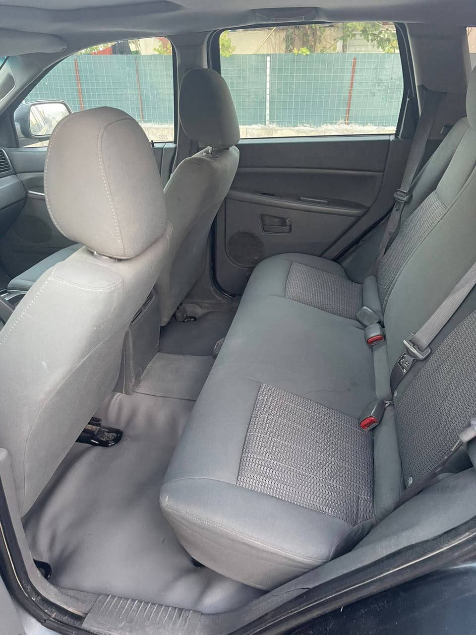 سلاموعلیکم جیب لاریدوو 2007بوفروشتن گیرو مەکینەی بەشەرتە تاخم پیشی تازەچاکراوە مەسروفی باشی بوکراوە سەنەوی تا2030تازەیە بەناوێ خۆمانەوەیە تەحویل غرامەبراوە بەشەرتە کارتی بەنزینی لەگەڵایە کارەبای مەزبووتە تەبرید ساردوو گەرم مەزبووتە سەیارەکە سەیارەی مالەو جایزە سعری93گەڵاو مەجالی برایانەی تیایە
ژ.م***********
شوین کرکوک
