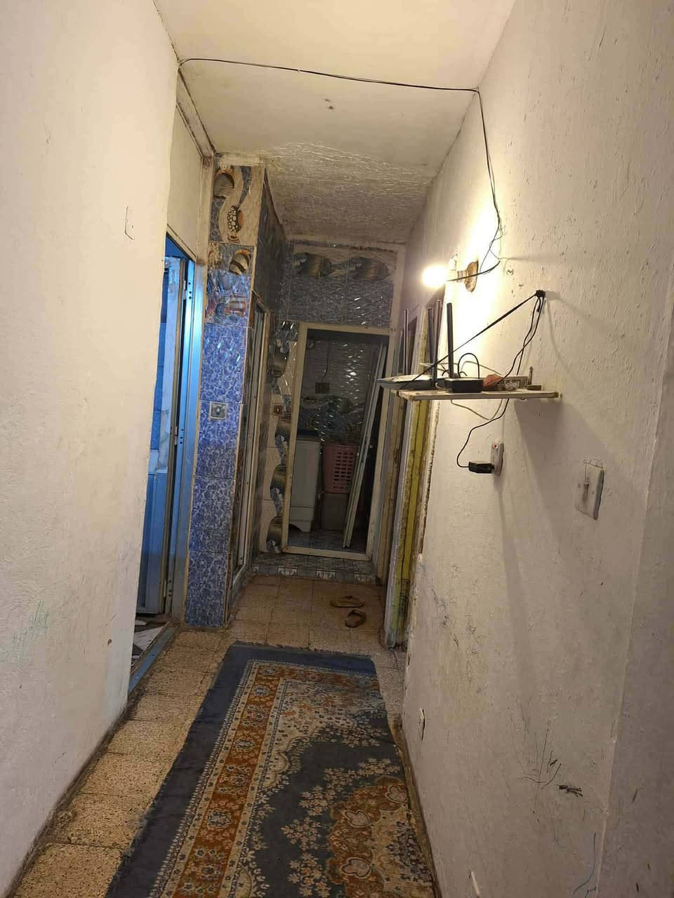 السلام عليكم للبيع 
شقه عماره طابق ارضي غرفتين نوم وصاله ومطبخ ومخزن وطرمه وحديقه 

لاستفسار ***********
خاص او واتساب
