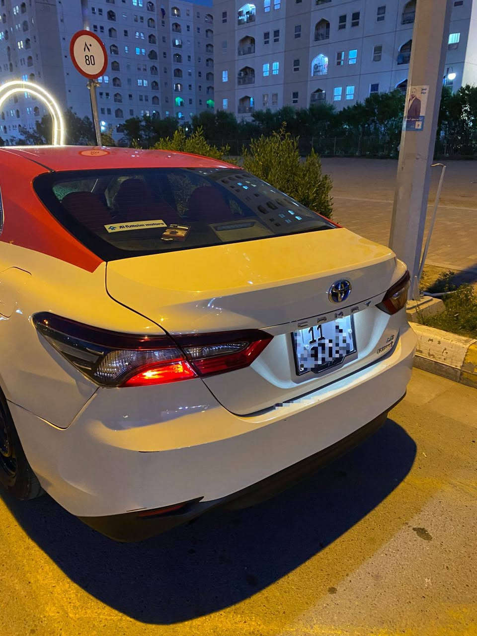 كامري موديل 24
اصل كوبارت الامارات 
حادث خلفي بسيط للاستفسار اتصال وتساب
***********
اتكفل الك بكلشي بالسيارة 
ماشيه 119 الف كيلو حقيقي 
دخلت للعراق 2025 الشهر السابع 
باسمي رقم بغداد 
السيارة جديدة وعلى ايدي 
وبالحقيقة احلى 
السعر 175 ورقه 
تخم تاير باتري جديد دوشمه جلد 
تغليف ابواب لاصق حراري 
تغليف البجم نانو سيراميك
