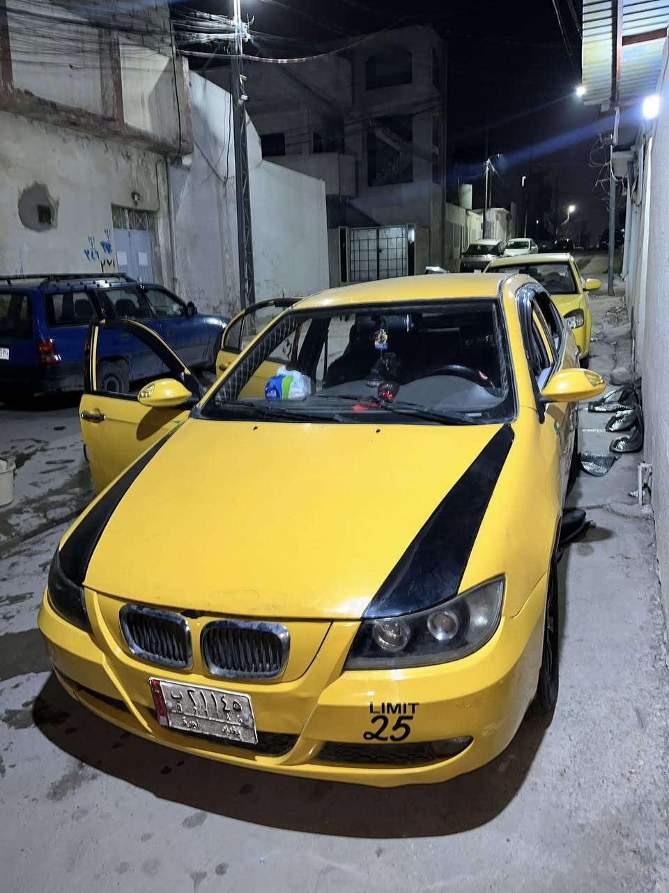 ليفان 620
‏محرك كورلا   
‏طخم كورولا
‏منظمة الهيدروليك ￼ كورولا￼
‏كير عادي
‏فقط بي ضربة بالباب الأيمن ومرجعيها على البارد
‏السيارة حيل نظيفة 
‏موديل2011  سنوية لي 2027
‏شرط التحويل
‏صاحب الشرعي بال موصل 
‏السعر 39
***********
