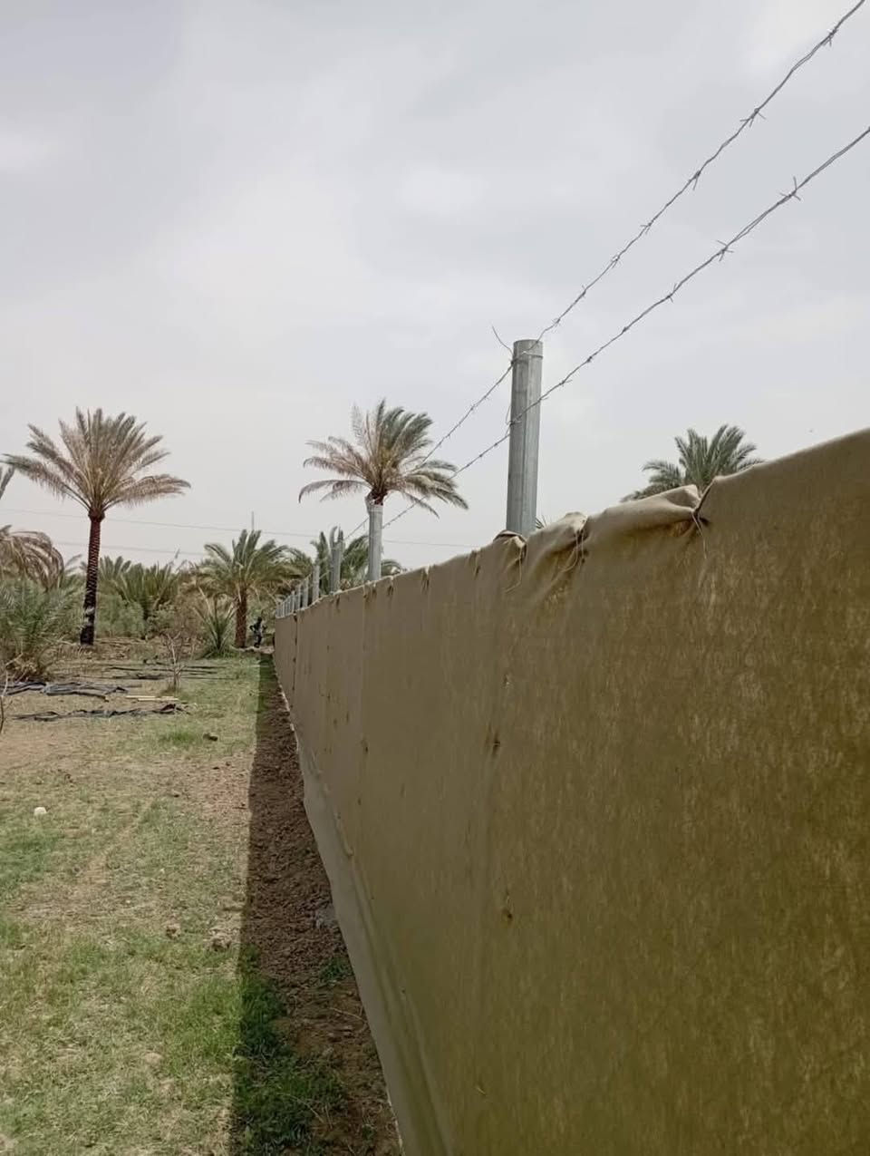 🟣تعلن شركة النهرين لعمل اسيجة ال brc والملاعب ⁦🟣
🔻عن عمل ونصب جميع انواع اسيجة الBRC ⁦⛏️⁩
🔴مستعدون لتجهيز كافه الملاعب 
🔻وعن عمل جميع انواع الاسيجة العشبية الجميلة 🍀🍀
🔻سعر المتر من 6الف 💸الى 10الف 💸حسب الطلب وحسب نوع السيم ⁦⚒️⁩
🔻يوجد كادر مختص بالعمل 💪
🔻نعمل في كافة محافظات العراق 🚛⁦🚛
🔻للطلب او الاستفسار قم بمراسلة البيج او اتصل على الارقام ⁦⬇️⁩
*********** 📲
*********** 📲
