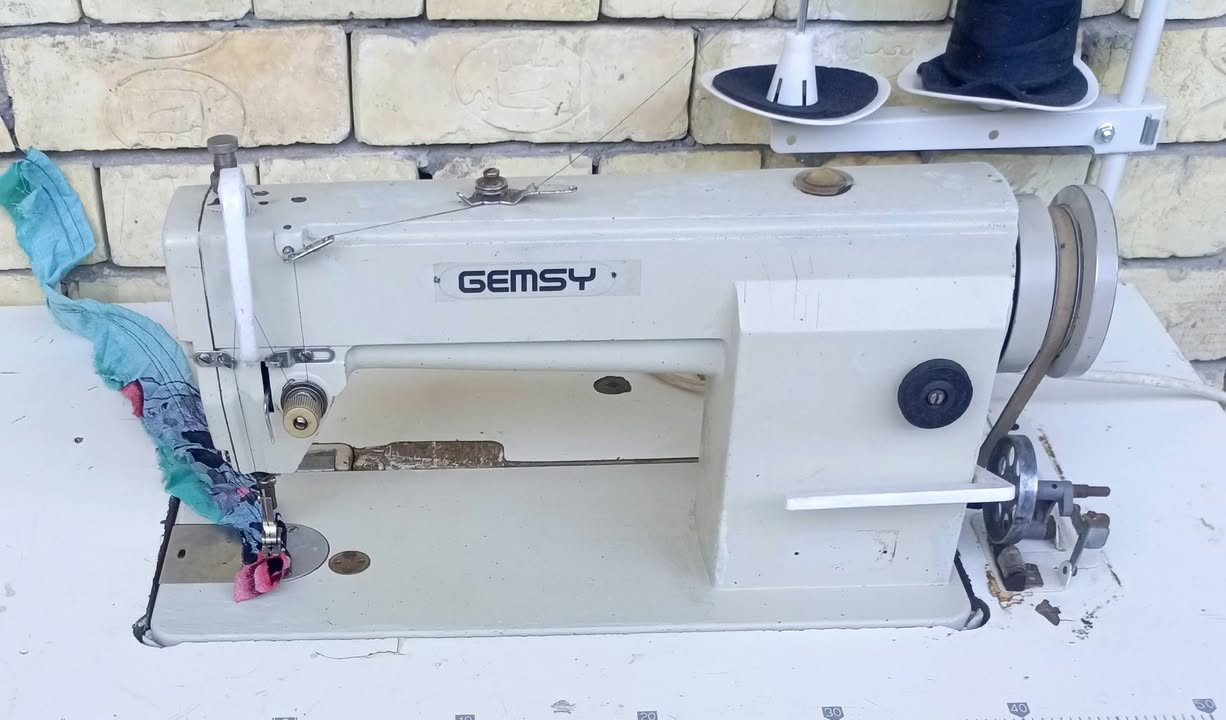 جمسي صناعي شغاله علفحص.          السعر. ١٦٠ مدينه الصدر


**إذا كنت صاحب هذا الإعلان وتريد حذفه لأي سبب، رجاءا أرسل رسالة إلى الدعم الفني**