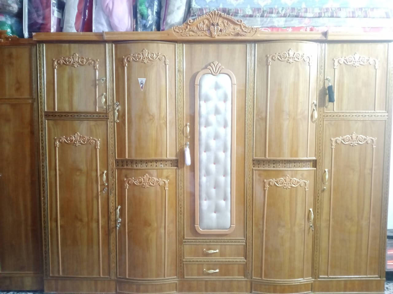 السلام عليكم اخوان هاي غرفه البيع شغل عراقي سوكي الغرفه للبيع  متوفرتوصيل ذاتريد ***********/***********/
