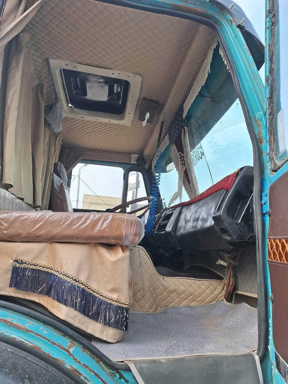 البي موديل 78 مكينه 28ام الفلاسين كير 111 شاصي غير مكفول
السعر 90وبي مجال

***********
***********
