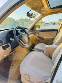 تيكو موديل 2013 لونه ابيض⚪️ كير ومكينه كامري يعني انسى لعطل بعد  تبريد...