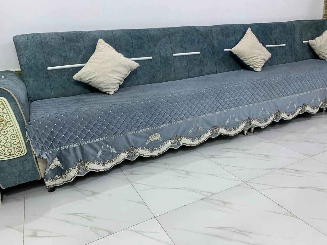 سلام عليكم 
تخم البيع ٤ قطع 
مثل ما مضح بل صوره 
مكان ناصريه مركز 
اريدو ***********
