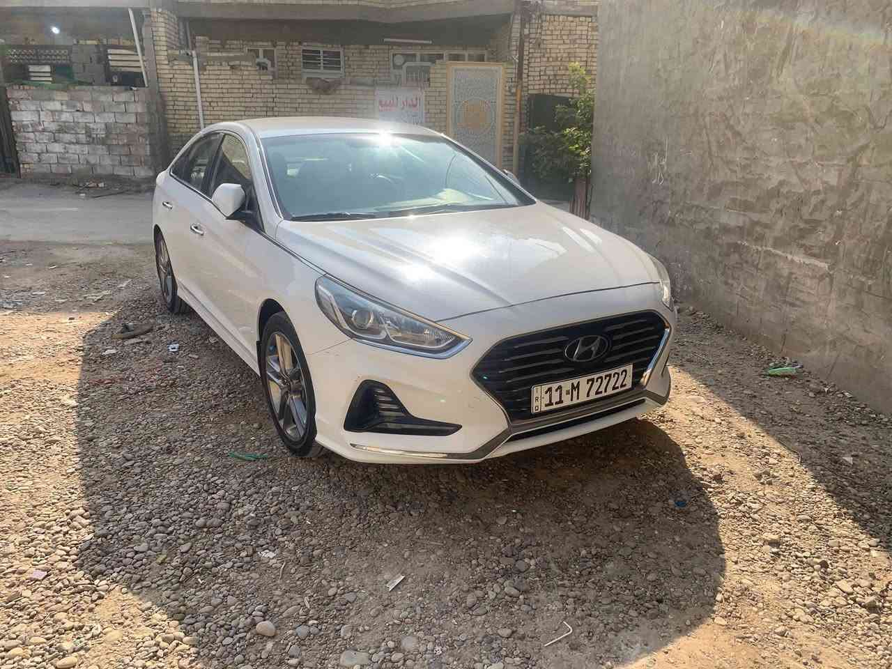 سلام عليكم سوناته لبيع 2019خليجيه فول ماعده الفتحه السياره مكفوله كفاله  المحرك 2400دوش رقم السياره بغدادمميز السياره حلوه وجاهزه من كلشي السعر 185وبيه مجال مكان السياره بغداد الغزاليه رقم***********

