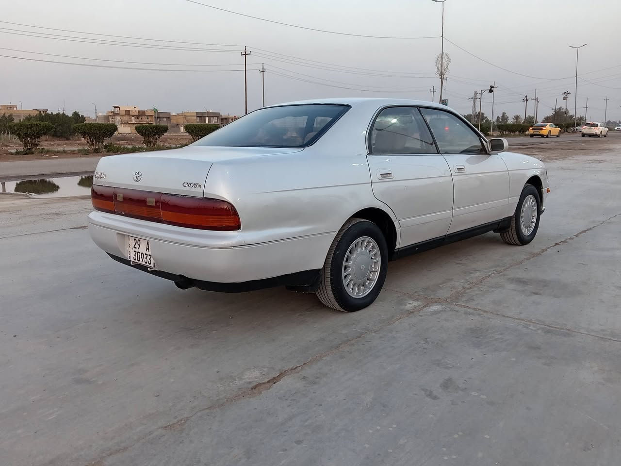 السلام عليكم بطه موديل 92 مكفوله من الكص ونقل جثه ولضربه مكينه وكير وحداديه تخم تاير تبريد شغال ثلج❄️ السيارة جاهزة من كل شي مصبوغه فرن اثر جراد رقم واسط انكليزي تحويل ثاني يوم دواخل كهرباىيات كلها شغال السياره جديده السعر ٥٧ المكان واسط الرقم ***********
