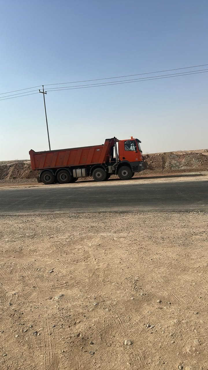 داف للبيع موديل 2004 عقرب السعر  ٤شدات ونص وبيها مجال ***********
