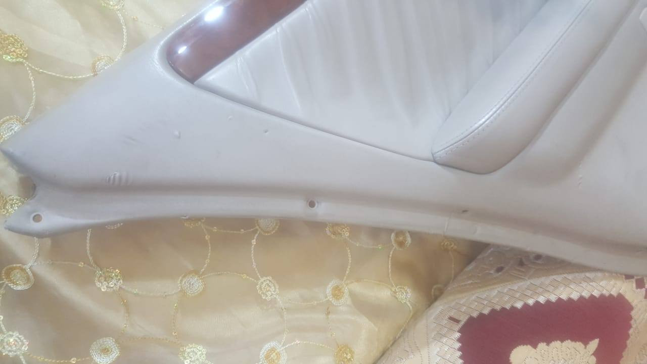 بطاين ملكة جلد نظافة مثل ما بالصورة
العنوان ذي قار سوق الشيوخ العكيكة
للتواصل 
***********
اتصال 
واتساب 
ماسنجر
