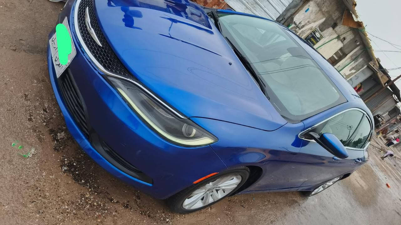 السلام عليكم. وين اليدور جديد. وماعليهه عين ضايعه بالشارع. كرايزلر سي ٢٠٠. موديل ١٨. اصل ادواااات كص جنطة متؤمه طبق الاصل شرط الحاسبة   وشغل درجة اولى السيارة كلش. جديدة. ومابيهه نقص برغي. تخم تاير جديد. حدادية كير ومكينه كفالة  تبريد ثلج تدفئة شغالة  كير ماوس ٨ نمر  السيارة كلش نضيفة  مكانهه بغداد عارضهه ب 55  وبيهه مجال بسيط ***********
