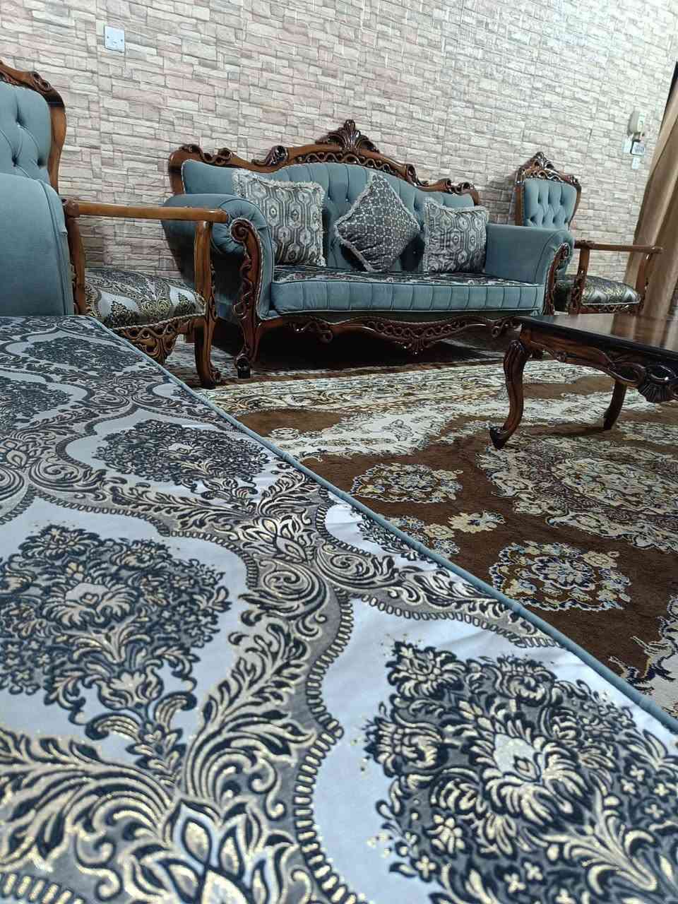 تخم تركي ١٠ نفرات أخو الجديد موديل حديث خشب زان الأصلي أستعمال قليل ستفسار ***********
