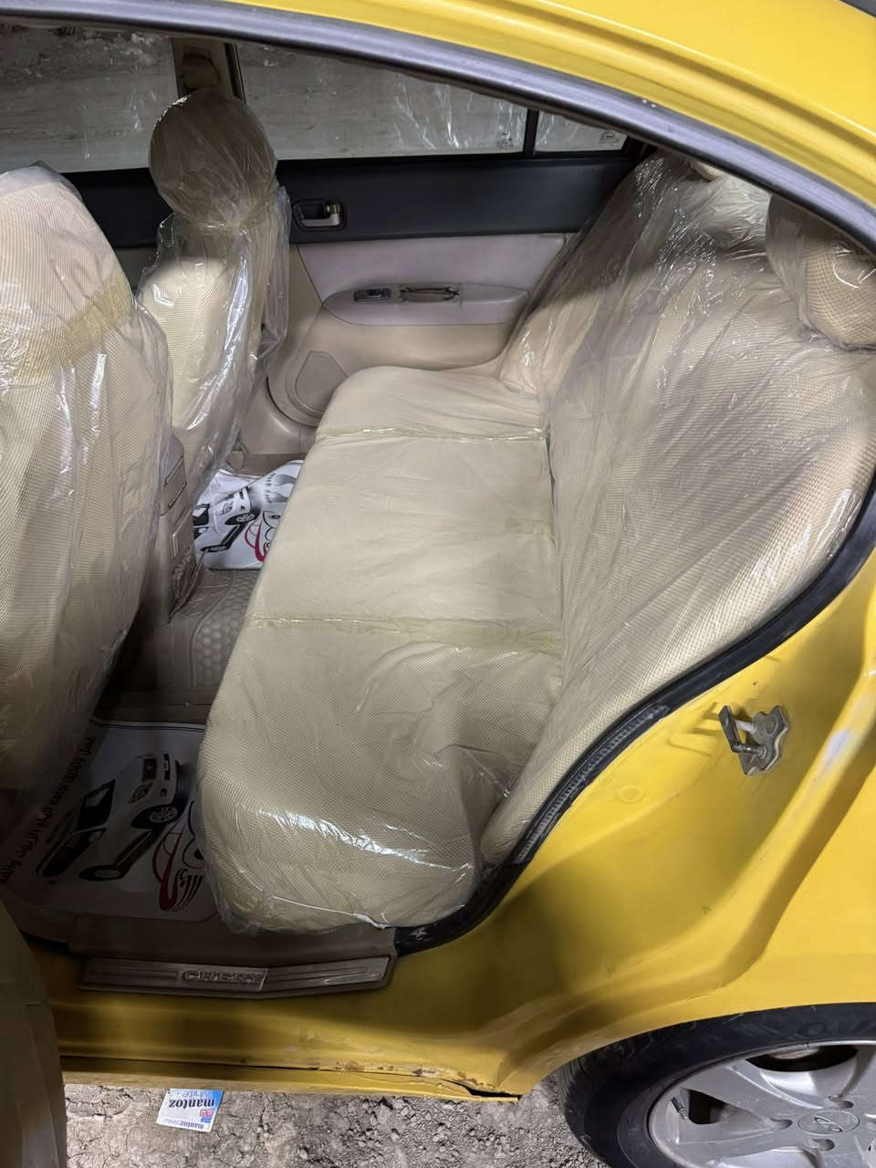 شيري A5 2010محور كير مكينه خير من الله كامري ابو جف تبريد ثلج مال ياباني سنويه لل 29 صدر امامي خلفي مشط زوج تايرات امامي كله جديد ضربته صفحه السايق الجاملغ الولباب الخلفي وبيه طقه بل باب الراكب موضحه بل صوره 
مكان بغداد *********** 
سعر 34 وبيه مجال حك جيتك
