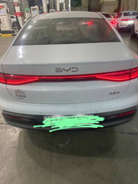 سيل فاي ماشيةء٦٠٠٠ شحن + بانزين كامل بية رصعة صغيرة بل صندوك سويته بي ...