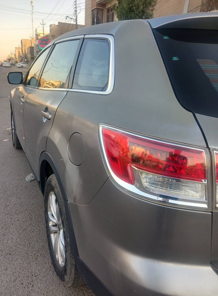 بسم الله الرحمن الرحيم 
سلام عليكم
مازده ياباني cx9 2009 
 وارد امريكي
ضربتها جاملغ امامي
محرك 6سلندر  حاويه جديد 
سياره جاهزه   7راكب 
رقم مميز بسمي دولي  
  تحويل باي مرور //عقد مروري
 يراد صبغ حزام أثر  جراد مكانات
موجوده  // بغداد _الكرخ
 السعر 95 $  بي مجال 
اتصال  / / *********** // بي واتس بغداد, العراق
