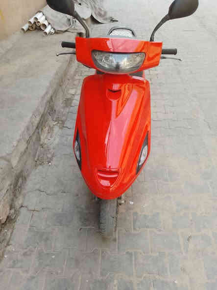 دراجه البيع لشراي يخابر على رقم راعيه وخادم ***********
