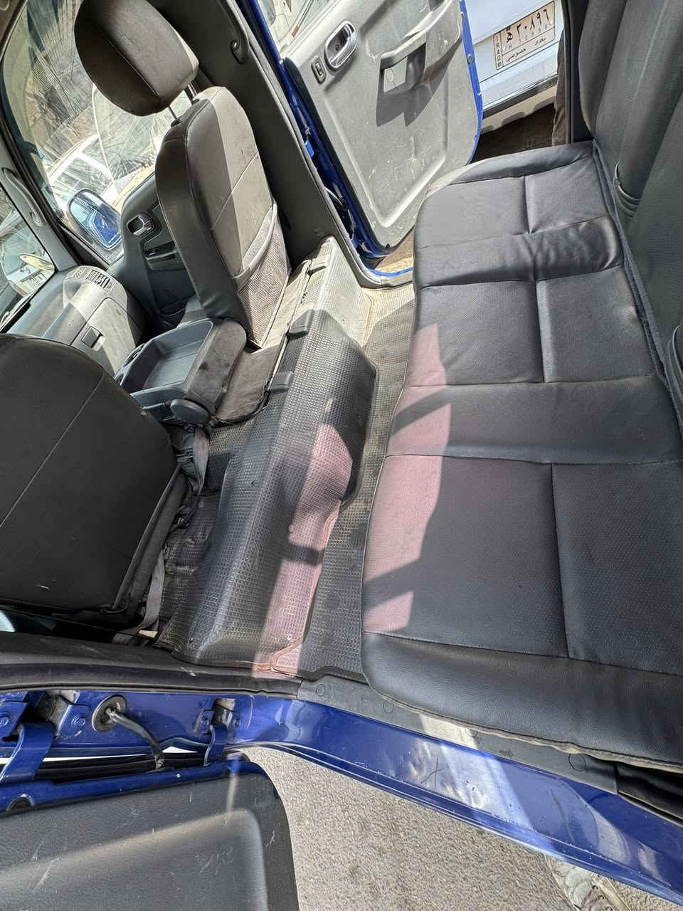 السلام وعليكم بنكو 3دبل قماره موديل 2011
اصل برغي نقص مابيه 
مكاني بغداد الشعب 
***********
