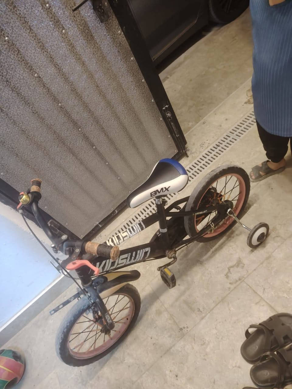 بايسكل للبيع ب 15 مابي شي


**إذا كنت صاحب هذا الإعلان وتريد حذفه لأي سبب، رجاءا أرسل رسالة إلى الدعم الفني**