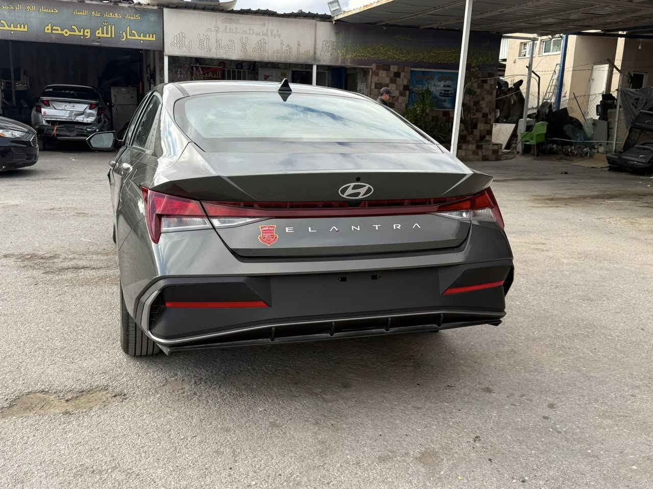 السلام عليكم لبيع الانترة 2025 بعدهة بدون رقم على الفحص وبدون تصليح تاخذهة تصلح وترقم السيارة 
***********
