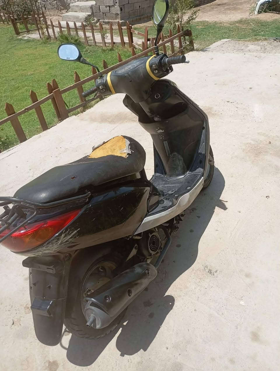 سلام عليكم دراجه للبيع بريز دراجه نضيفه سعر ٥٠٠وبيه مجال قليل رقم ***********
