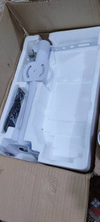 بروجكتر طاقة شمسية 200 واط+ ريمونت تحكم عن بعد بي اكثر من 81 ليد سعره ...