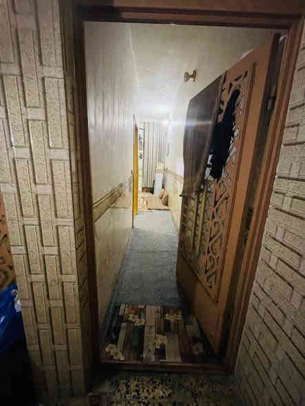 بيت للبيع بموقع مميز في ابو طالب المساحه 50متر،طابق ونص صب مسلح 
يحتوي الطابق الاعلى على غرفه كبيره5امتار وصحيات وصاله  موزعه وسطح 
الطابق الاسفل صاله واستقبال ومطبخ وصحيات ومنور وممر
سند25
العنوان كربلاء ابو طالب مقابيل حي الشرطة
10دق للامام الحسين ع
1كم متر،عن الامام
السعر82 قابل لتفاوض
راح تحصلوني واتساب 
***********
