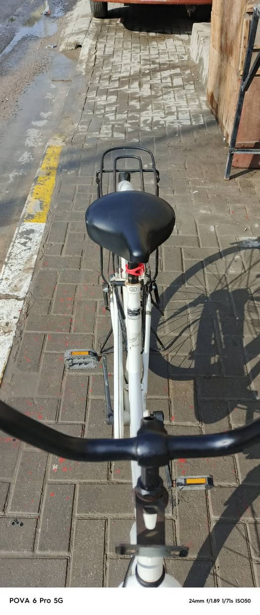 سلام عليكم بسكل لبيع سعر خاص هذه رقمي ***********
